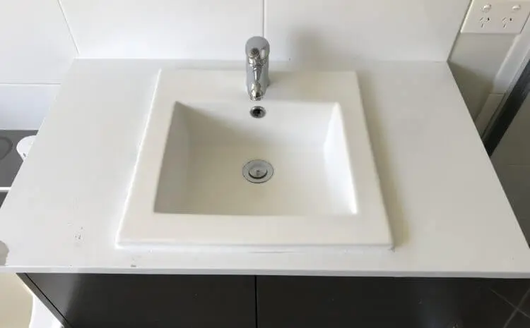 Vanity Paint Removal @ Upper Coomera
